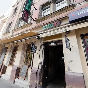 Hostal Party At Udvarom, Budapest